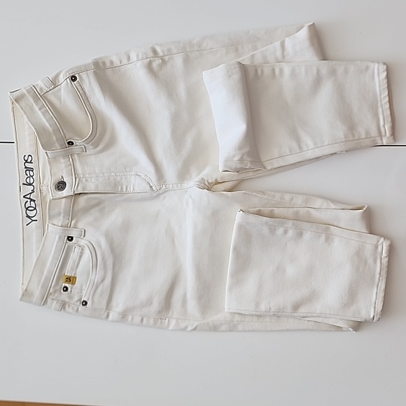 Second Yoga Jeans, Pivione off white color, Classic rise, Rachel Skinny, size 28 - Picture 1 of 5